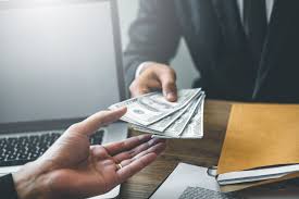 Is It Better To Get A Loan From A Bank Or Online Lender?